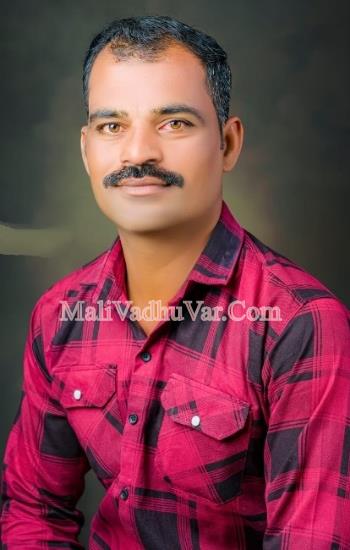 profile-photo profile-photo